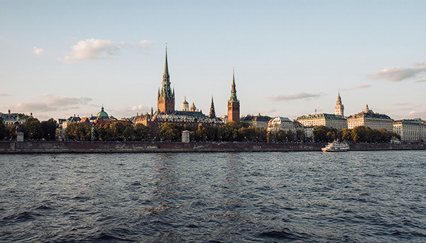 foto van Cruisemaatschappijen schrappen Sint-Petersburg massaal